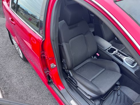 Used 2008 Pontiac G8 RWD image 18