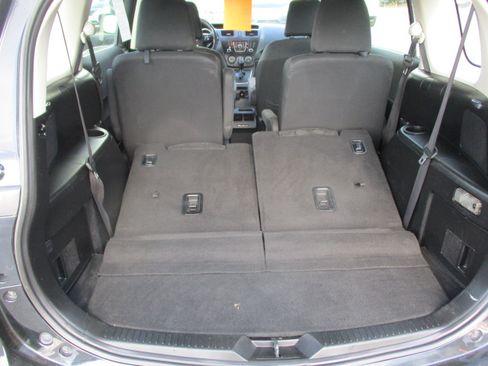 Used 2014 MAZDA MAZDA5 Sport FWD image 44