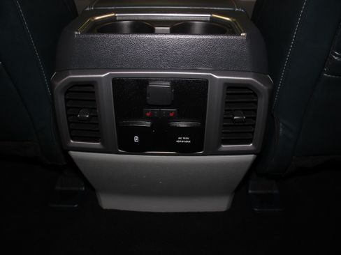 Used 2019 Ford F250 4x4 Crew Cab Limited image 30