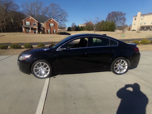 Used 2016 Buick Regal GS image 2