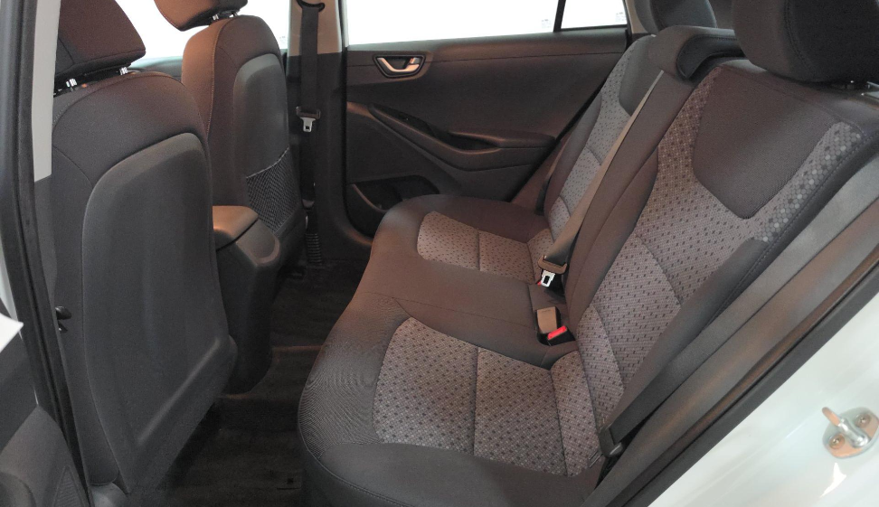 Used 2018 Hyundai Ioniq Hybrid Blue FWD image 11