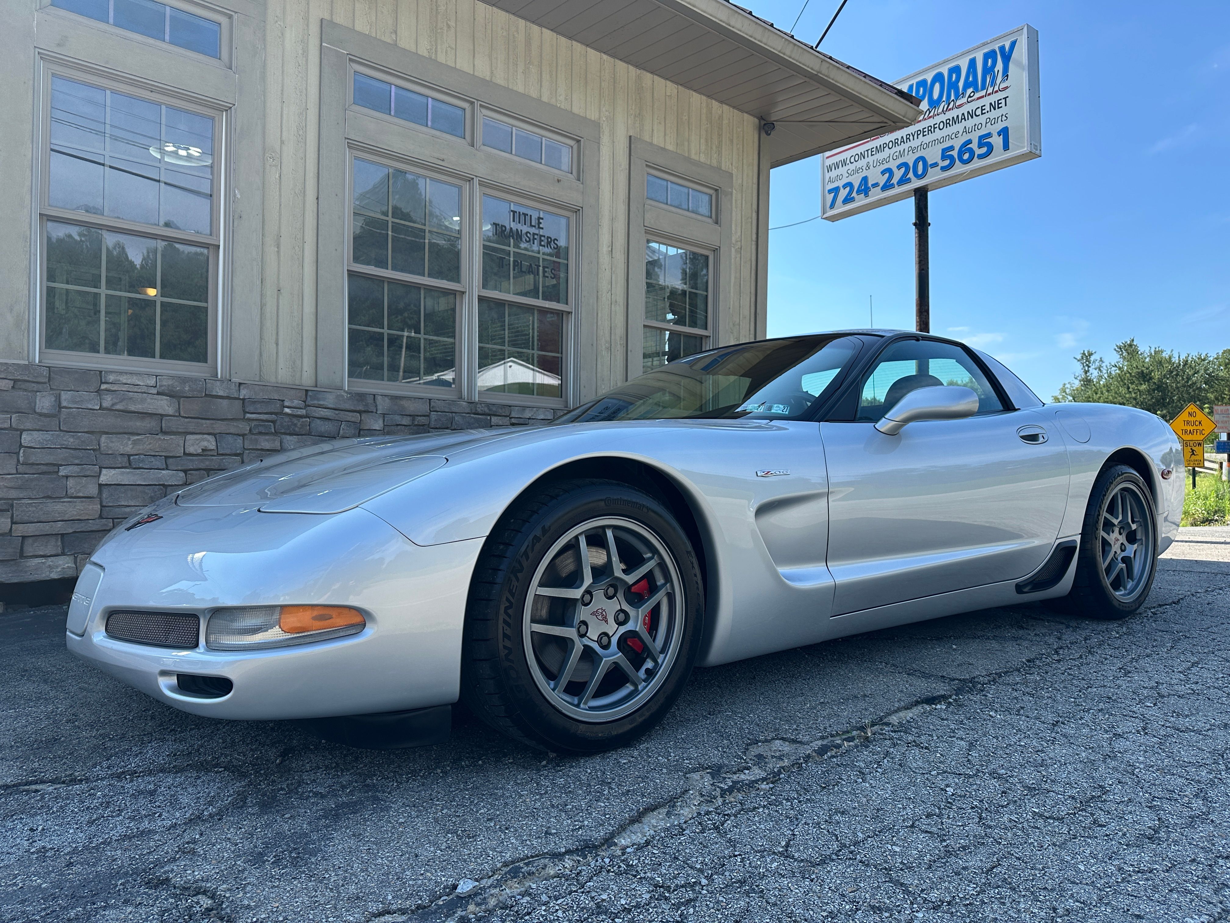Used 2001 Chevrolet Corvette Z06 Coupe RWD image 1