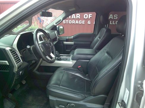 Used 2016 Ford F150 Lariat image 6