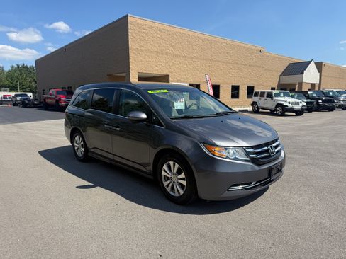 Used 2016 Honda Odyssey EX image 2