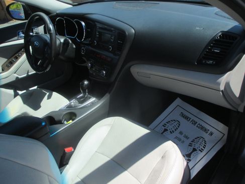 Used 2013 Kia Optima EX image 3