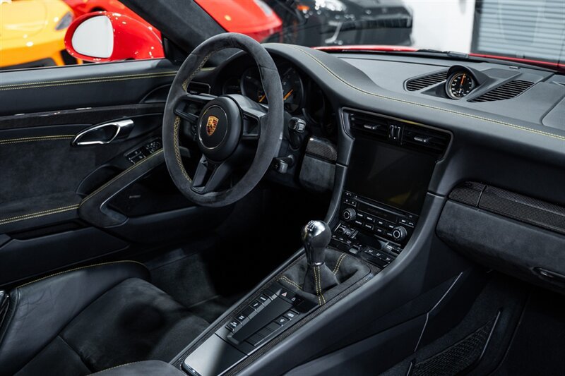 Used 2019 Porsche 911 GT3 RWD image 52