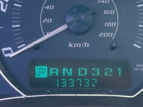 Used 2002 Cadillac Escalade image 20