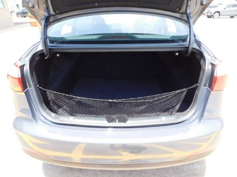 Used 2016 Kia Forte LX image 8