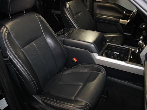 Used 2022 Ford F250 4x4 Crew Cab Lariat Super Duty image 18