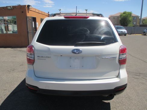 Used 2015 Subaru Forester 2.5i Premium AWD/4WD image 7