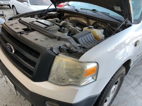 Used 2007 Ford Expedition XLT image 16