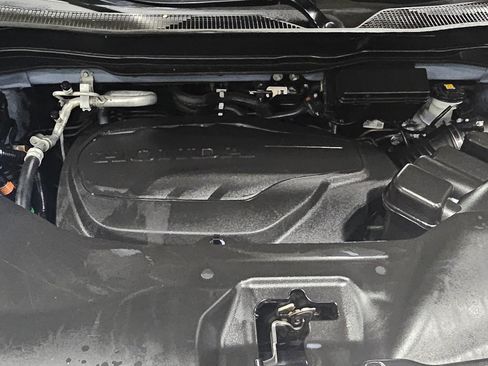 Used 2023 Honda Passport EX-L image 10