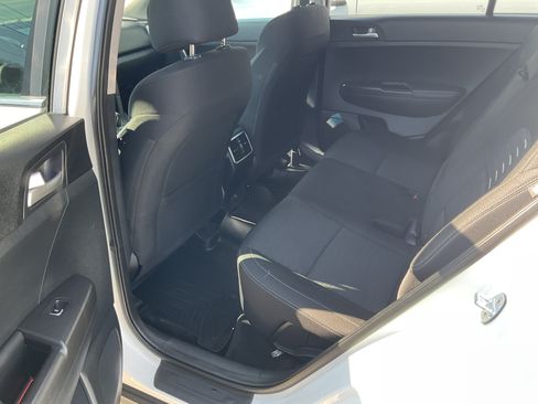 Used 2017 Kia Sportage AWD LX image 11