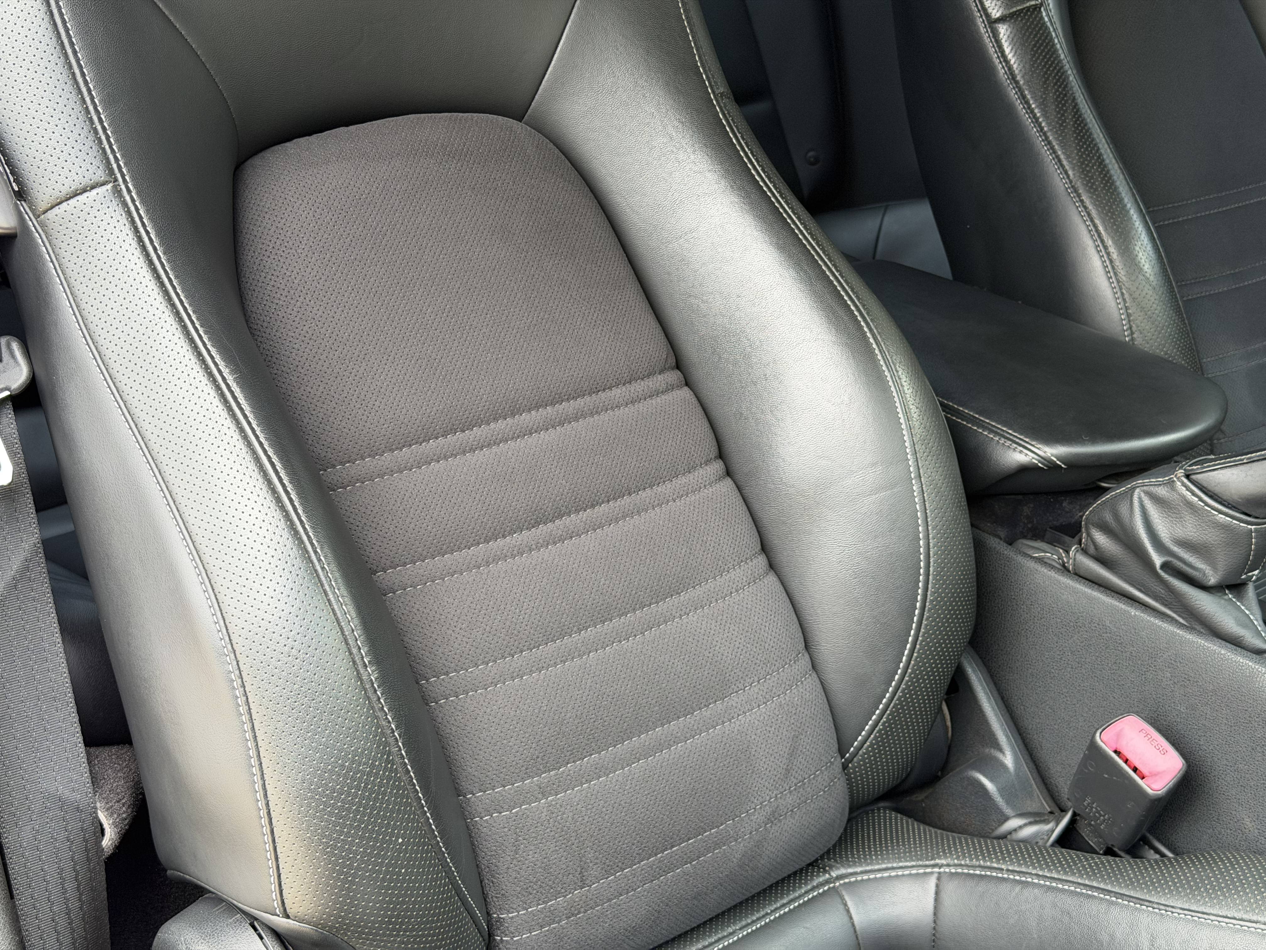 Used 2015 Nissan GT-R Premium AWD/4WD image 46