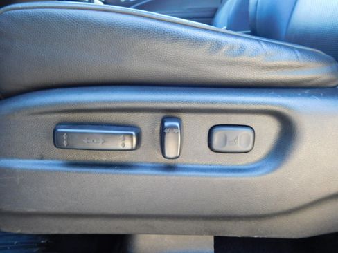 Used 2023 Honda Ridgeline AWD Black Edition image 12
