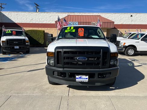 Used 2008 Ford F250 XL image 2