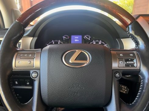 Used 2016 Lexus GX 460 Luxury image 14