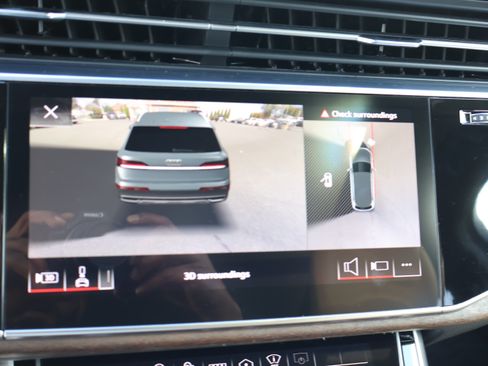 Used 2021 Audi Q7 3.0T Prestige image 35