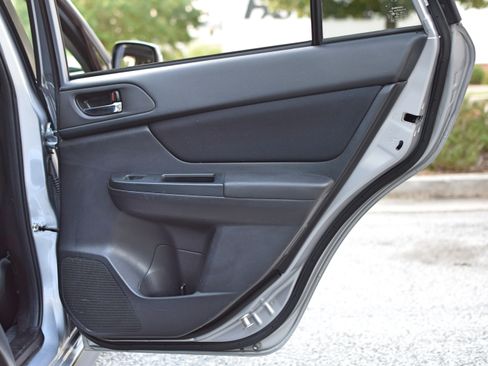 Used 2014 Subaru XV Crosstrek 2.0i Premium image 36