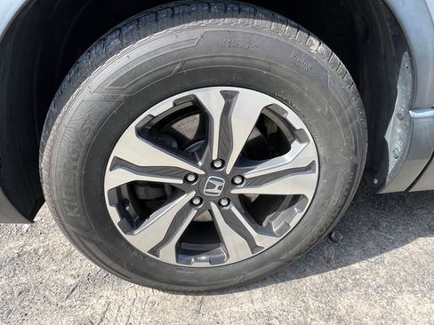 Used 2017 Honda CR-V LX image 13