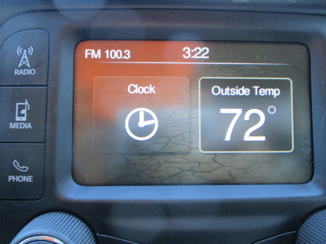 Used 2018 Jeep Cherokee FWD Latitude image 38