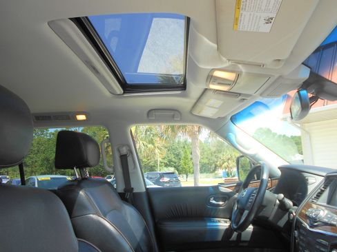 Used 2017 Nissan Armada Platinum image 13