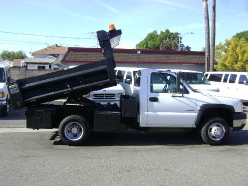 Used 2007 Chevrolet Silverado 3500 image 13