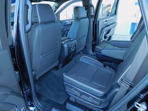 Used 2025 Chevrolet Tahoe Premier image 20