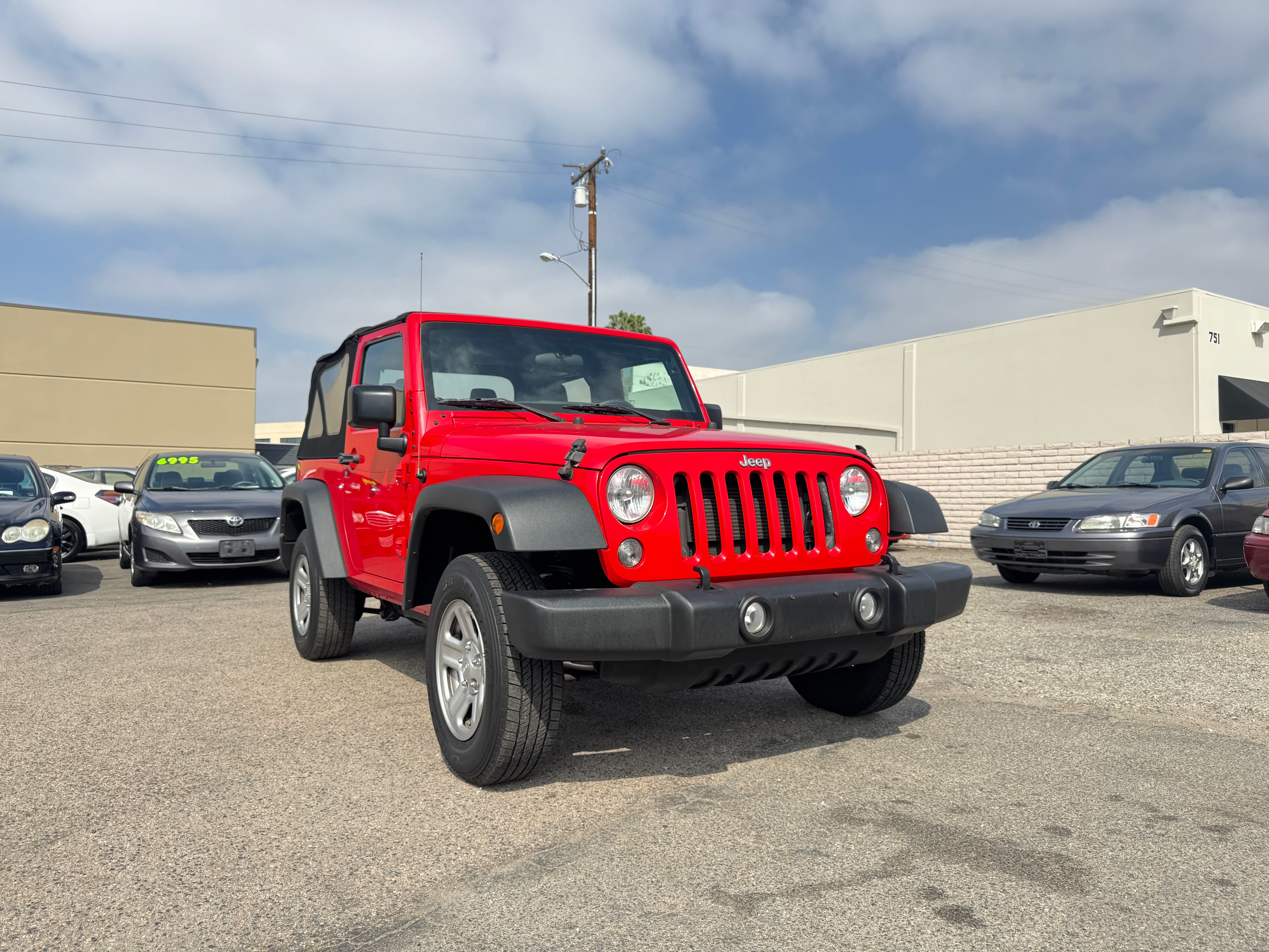 Used 2016 Jeep Wrangler 4WD Sport image 12
