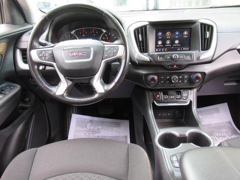 Used 2021 GMC Terrain AWD SLE image 10