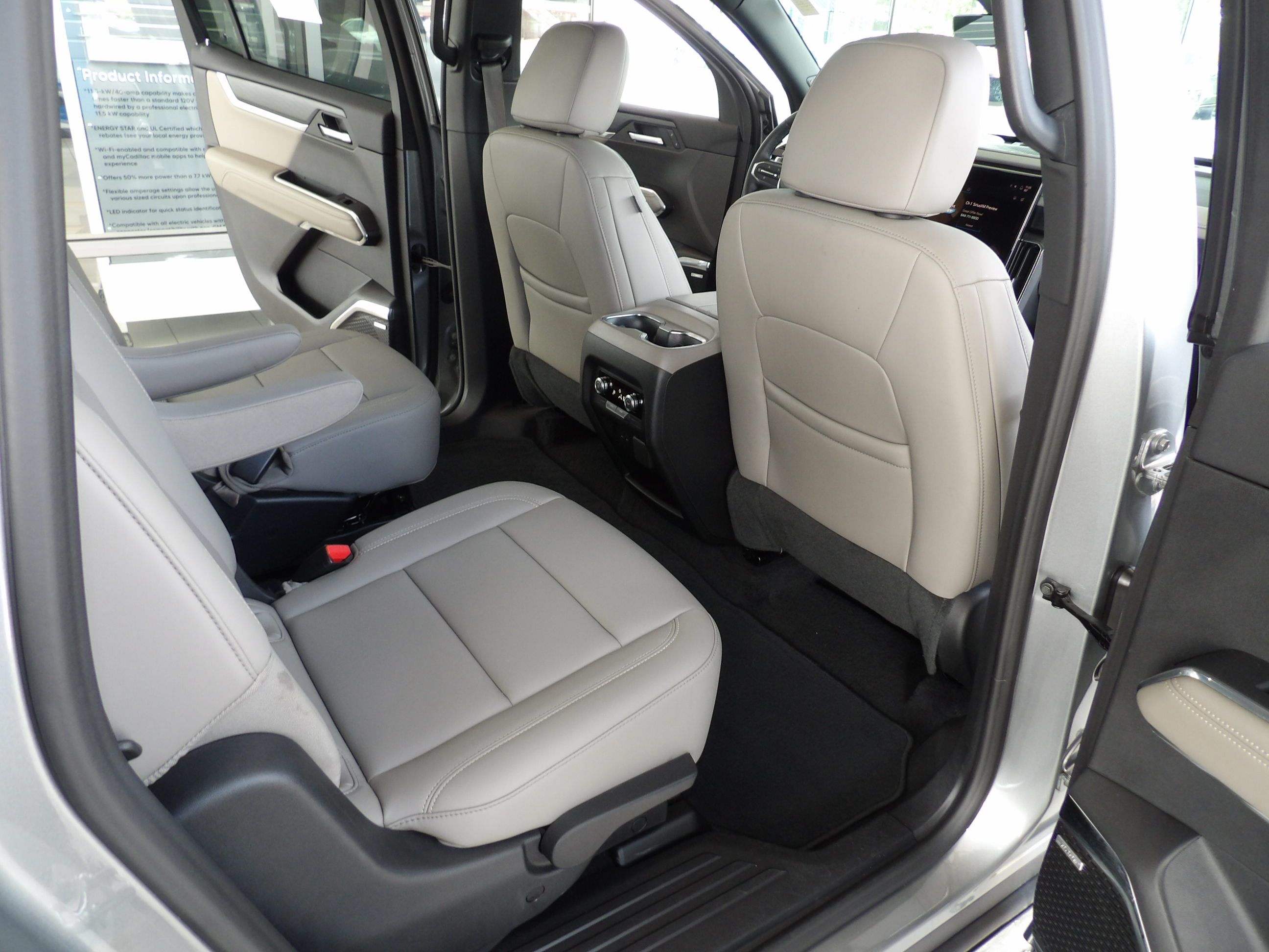 Used 2026 GMC Acadia FWD Elevation image 20