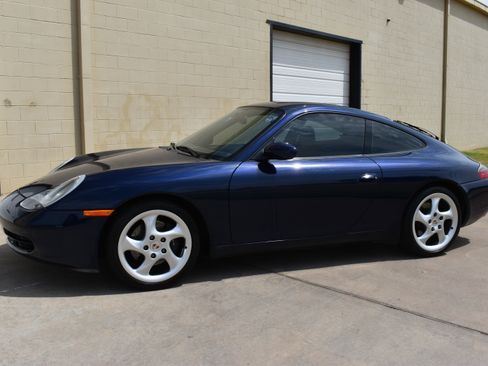 Used 2001 Porsche 911 Coupe RWD image 1