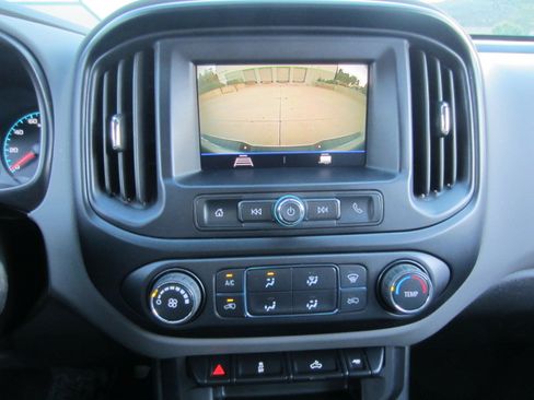 Used 2021 Chevrolet Colorado LT image 4