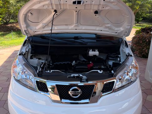 Used 2020 Nissan NV200 SV FWD image 12