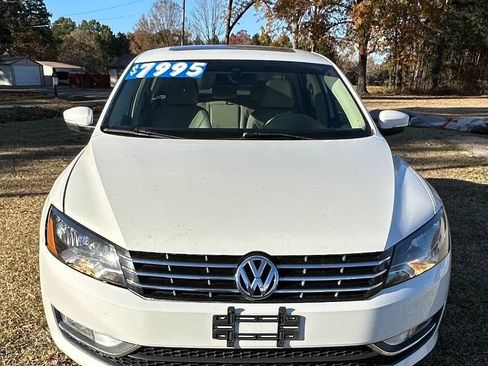 Used 2014 Volkswagen Passat TDI SEL Premium image 3