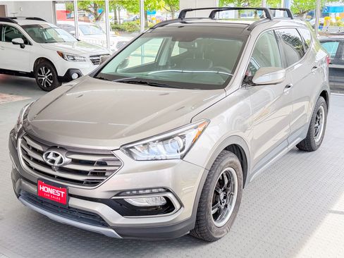 Used 2017 Hyundai Santa Fe AWD Sport 2.0T image 3