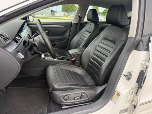 Used 2012 Volkswagen CC Sport FWD image 13