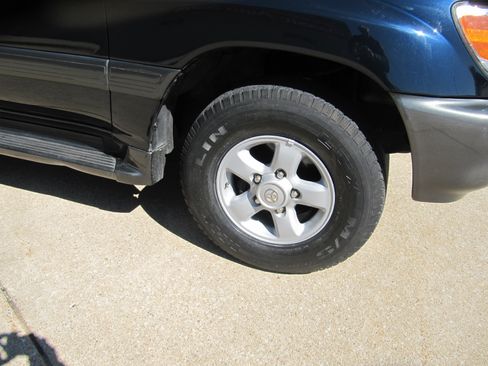 Used 2000 Toyota Land Cruiser image 8