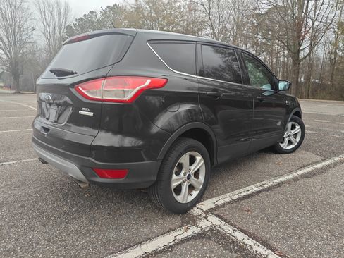 Used 2014 Ford Escape SE image 4
