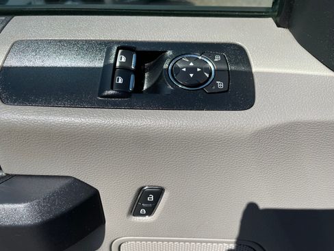 Used 2018 Ford F150 image 8