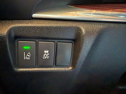 Used 2016 Acura MDX SH-AWD w/ Tech & Entertainment image 14