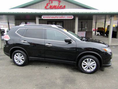 Used 2016 Nissan Rogue SV
