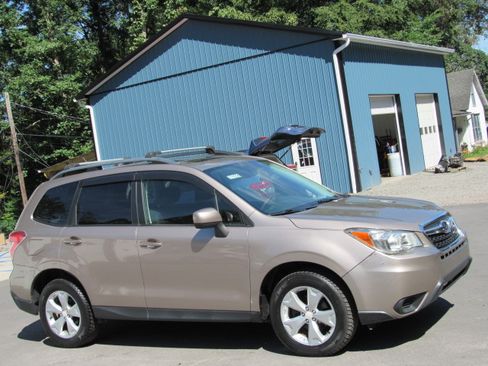 Used 2014 Subaru Forester 2.5i Premium AWD/4WD image 13