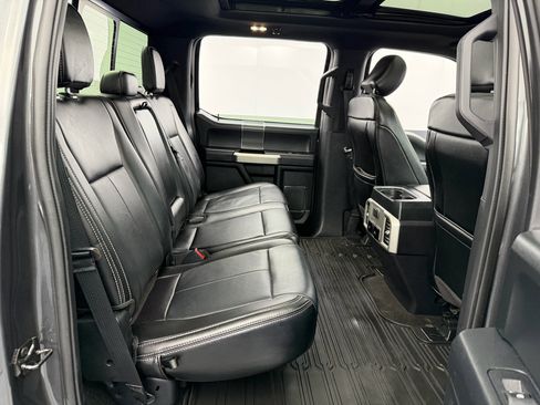 Used 2020 Ford F150 Lariat image 34