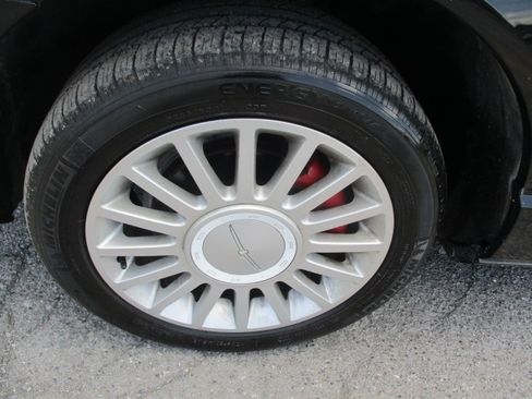 Used 2005 Ford Thunderbird 50th Anniversary RWD image 11