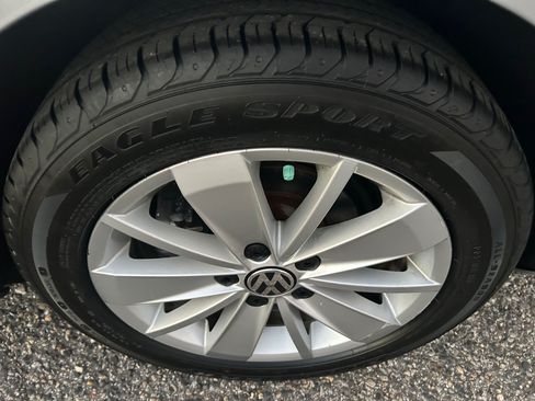 Used 2015 Volkswagen Jetta image 16