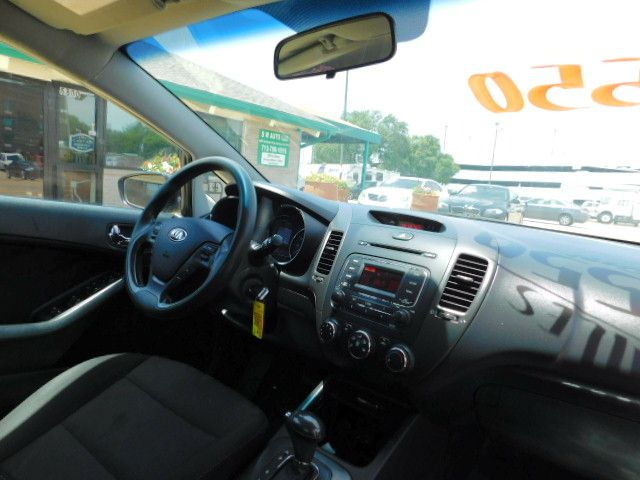 Used 2016 Kia Forte LX Sedan FWD image 24