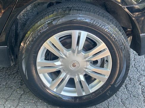 Used 2016 Cadillac SRX FWD Luxury image 30