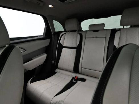 Used 2018 Land Rover Range Rover Velar R-Dynamic SE image 45