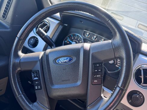 Used 2011 Ford F150 Lariat image 20